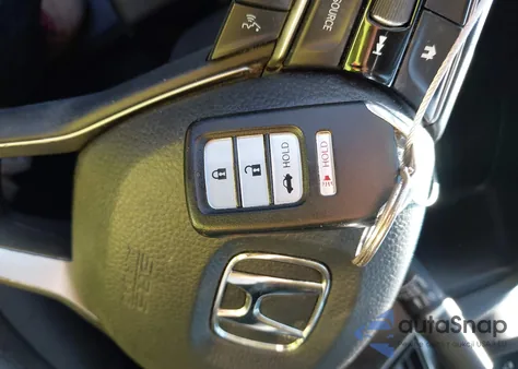 2019 Honda Accord Lx z USA, uszkodzony, nr VIN 1HGCV1F14KA016026